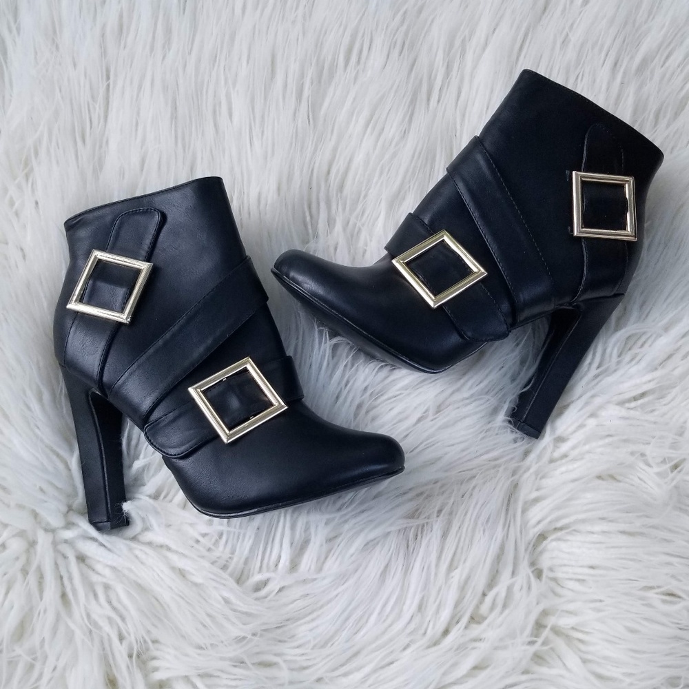 Machi Footwear